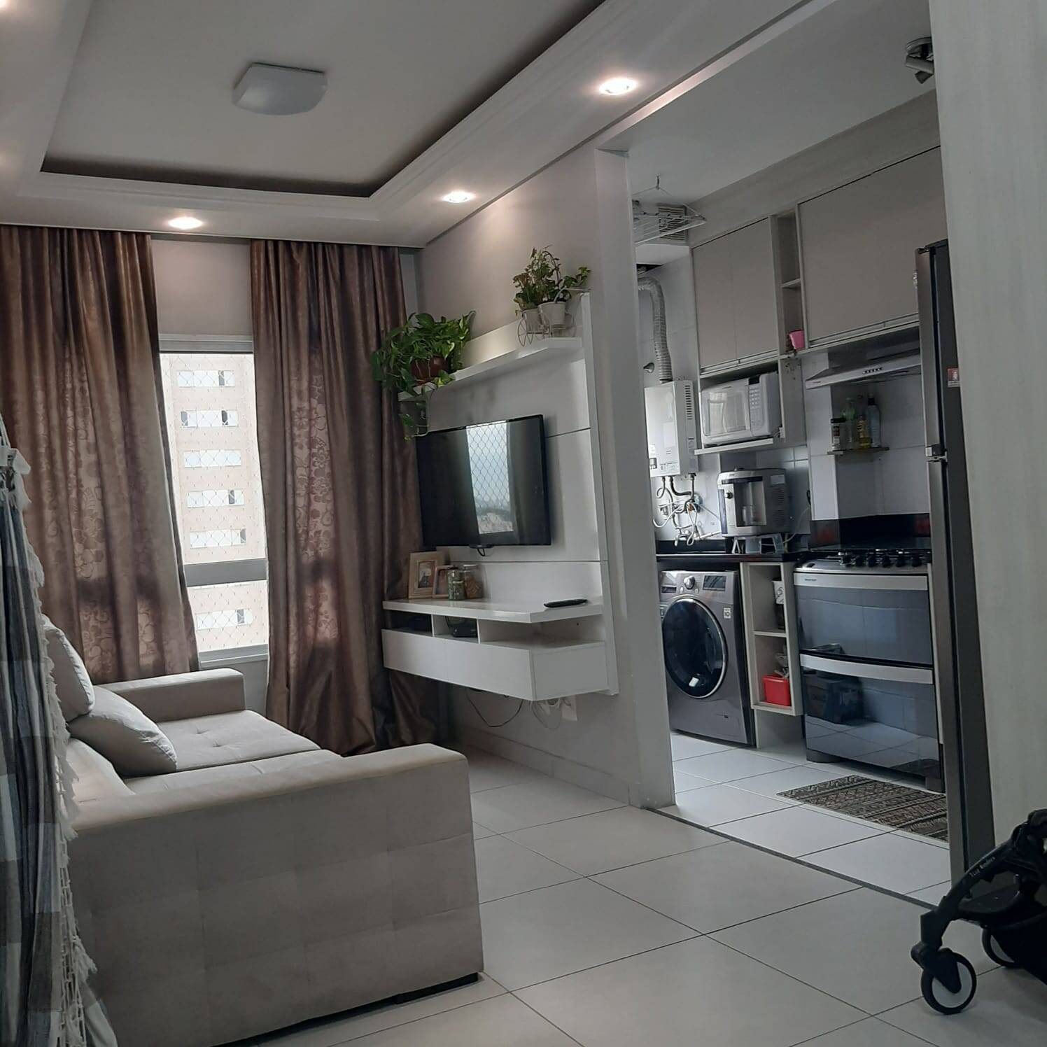 Apartamento à venda com 2 quartos, 47m² - Foto 1