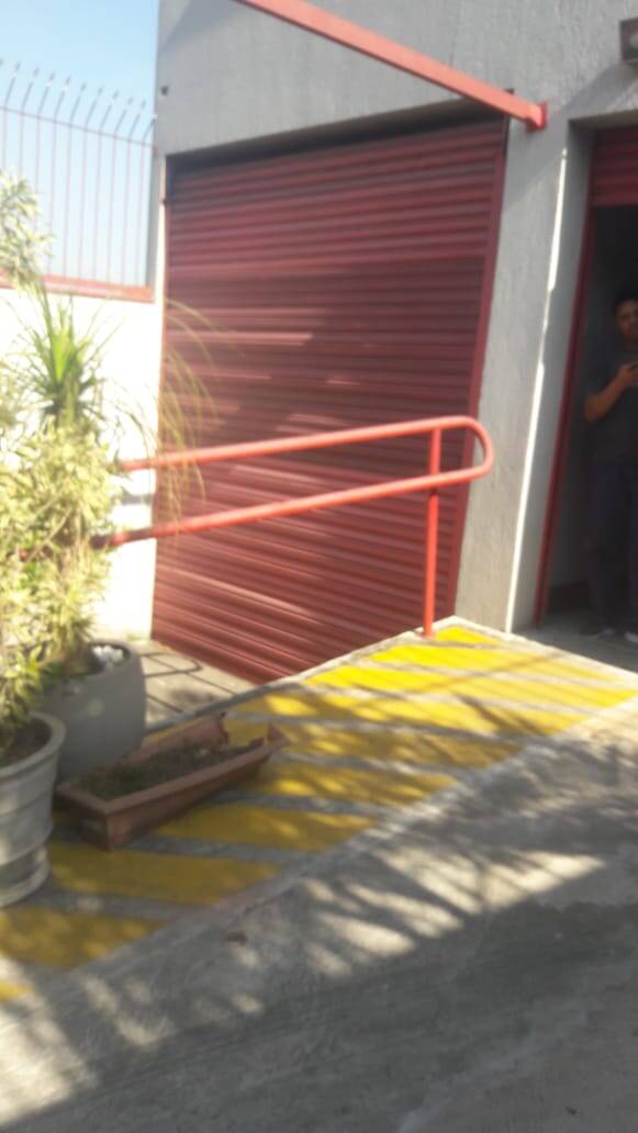 Salão comercial 450m², JD Maria Rosa - Taboão da Serra/SP