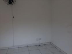 Salão Comercial para Venda em Taboão da Serra - 4