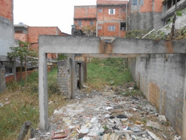 Terreno para Venda em Taboão da Serra - 4