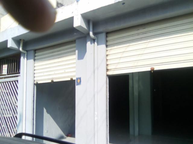 Salão Comercial para Locação em Taboão da Serra - 4