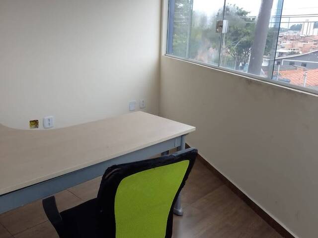 Sala para Venda em Taboão da Serra - 4