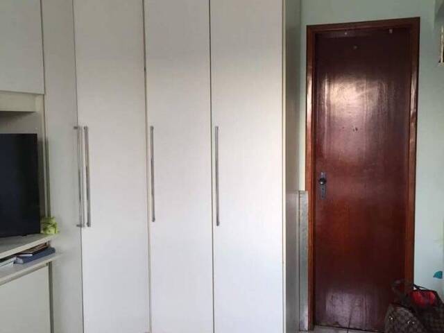 Apartamento para Venda em Taboão da Serra - 3