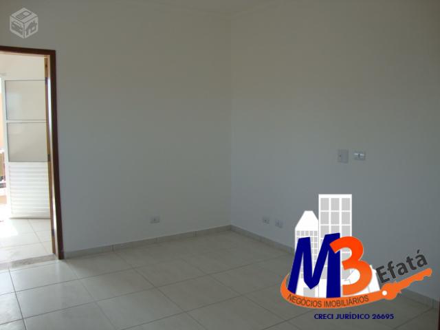 Casa à venda com 3 quartos, 117m² - Foto 2