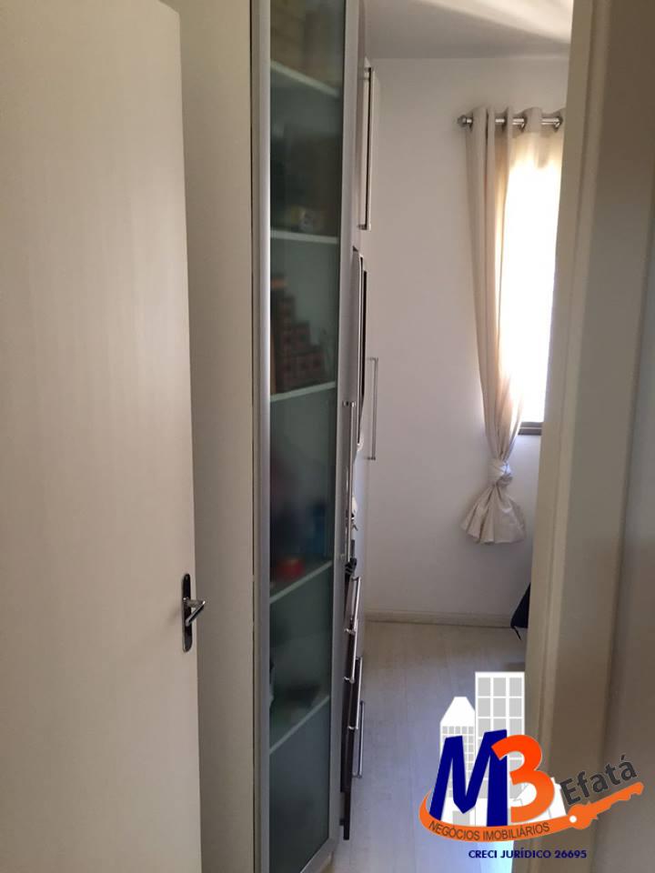 Apartamento à venda com 2 quartos, 72m² - Foto 2