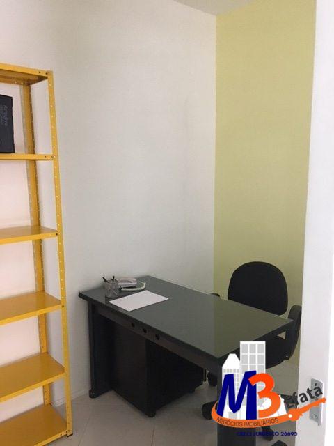 Sobrado, 7 quartos, 186 m² - Foto 8