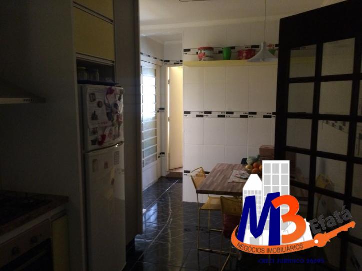 Sobrado, 3 quartos, 240 m² - Foto 35
