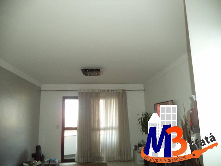 Apartamento à venda com 3 quartos, 110m² - Foto 4