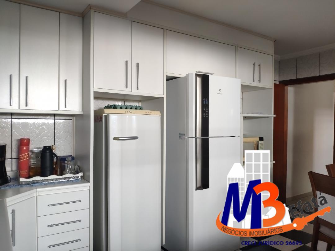 Sobrado à venda com 3 quartos, 120m² - Foto 1