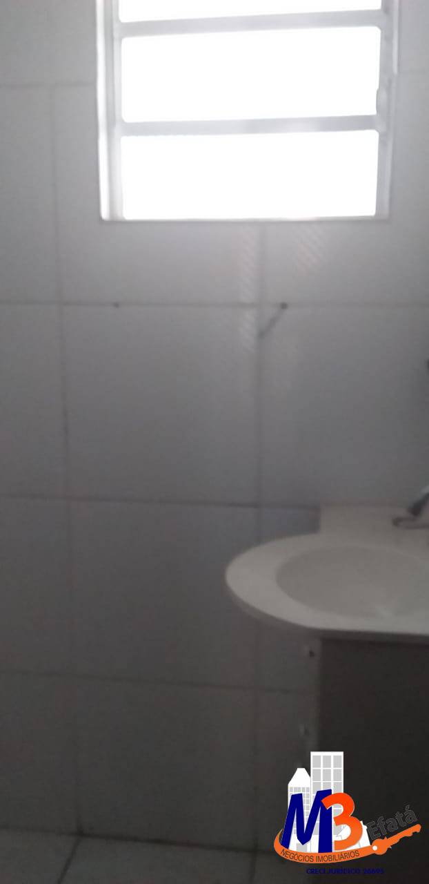 Casa para alugar com 2 quartos, 130m² - Foto 6