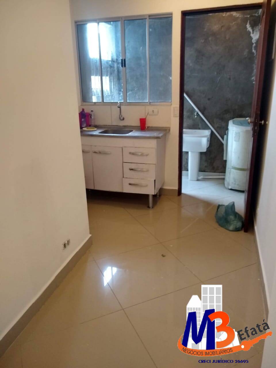 Casa para alugar com 1 quarto, 125m² - Foto 7