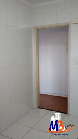 Apartamento à venda com 2 quartos, 65m² - Foto 11