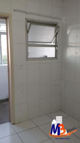 Apartamento à venda com 2 quartos, 65m² - Foto 12