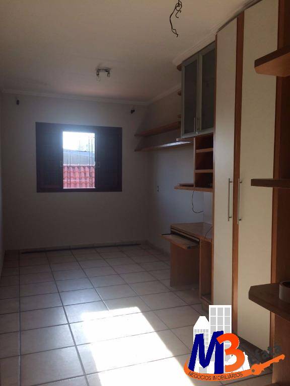 Casa, 3 quartos, 250 m² - Foto 20